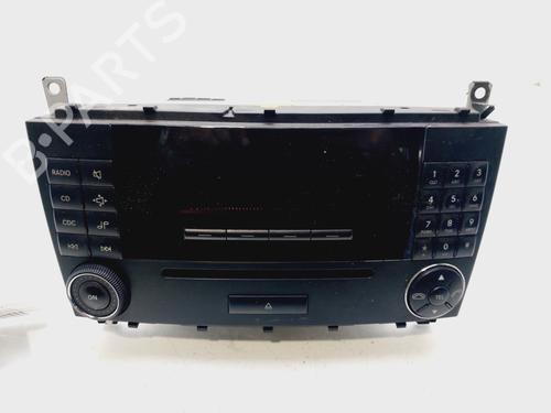 Used Radio MERCEDES-BENZ C-CLASS Coupe (CL203) C 180 Kompressor (203.746) (143 hp) 29962263