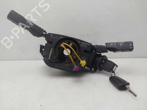 steering-wheel-controls-opel-vectra-c-z02-2002-2003-2004-2005-2006-2007-2008-2009-40182367 main image