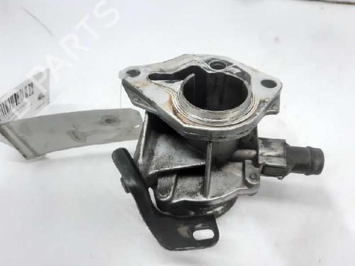 Used Vacuum pump RENAULT MEGANE II (BM0/1_, CM0/1_) 1.5 dCi (BM1E, CM1E) (106 hp) 5338104
