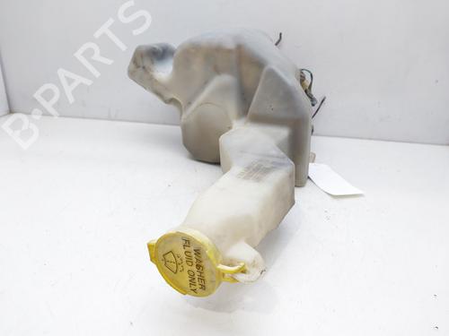 Windscreen washer tank CHRYSLER VOYAGER / GRAND VOYAGER III (GS_, NS_) 2.4 i | BP16211805C113