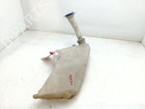 Used Windscreen washer tank Windscreen washer tank 37872739 37872739