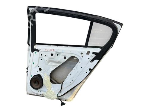 Right rear door CHEVROLET CRUZE Hatchback (J305) 2.0 CDI | BP31084786C5