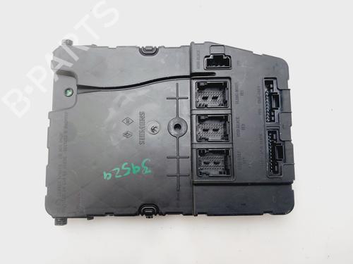 Used Electronic module RENAULT SCÉNIC II (JM0/1_) [2003-2010]  30077613