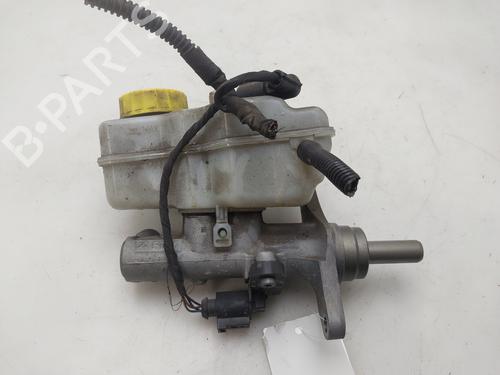 Used Brake master cylinder Brake master cylinder 37465708 37465708