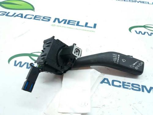 Used Steering column stalk SEAT LEON (1P1) [2005-2013]  2898662