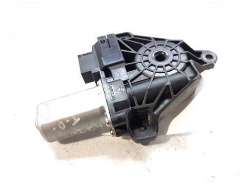 Used Right rear window motor MERCEDES-BENZ C-CLASS (W205) C 220 BlueTEC / d (205.002, 205.004) (170 hp) 8345472