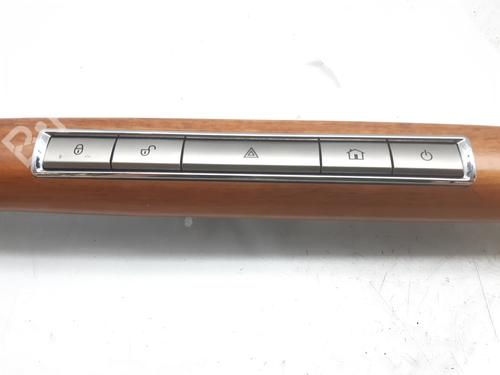 Switch JAGUAR XF I (X250) 3.0 D | BP9818647I30 
