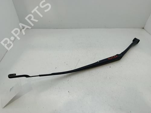 Used Front windshield wiper arm HYUNDAI i40 I (VF) 1.7 CRDi (116 hp) 31051113