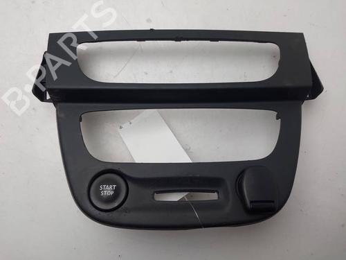 Sikkerhedssele bag midten Sikkerhedssele bag midten RENAULT MEGANE III Hatchback (BZ0/1_, B3_) 1.6 16V (BZ0H) (101 hp) 39751831 39751831