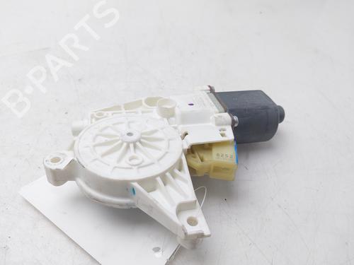Used Right rear window motor Right rear window motor MERCEDES-BENZ R-CLASS (W251, V251) R 350 4-matic (251.065, 251.165) (272 hp) 34128485 34128485