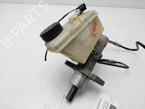 Used Brake master cylinder BMW 3 (E46) 320 d (136 hp) 18952436