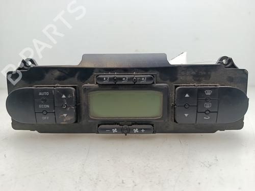 Commande Chauffage SEAT LEON (1P1) 2.0 TDI (170 hp) 31988159