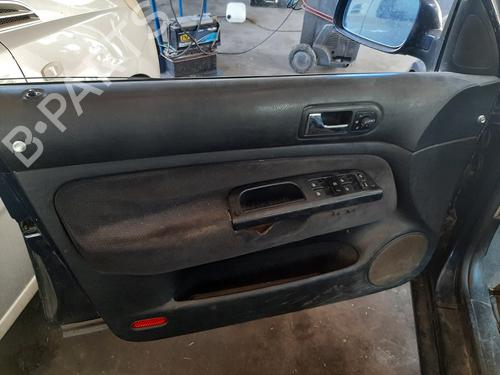 Poignée intérieure avant gauche VW GOLF IV (1J1) 1.9 TDI | BP22991892I13 