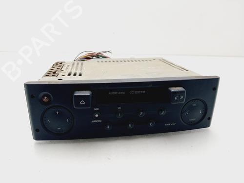 Autoradio RENAULT CLIO II (BB_, CB_) 1.9 dTi (B/CB0U) (80 hp) 32016439