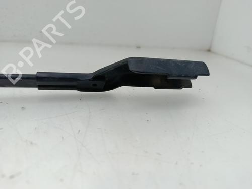 Front windshield wiper arm KIA CEE'D Hatchback (ED) | BP32008293C143