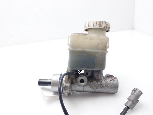 Used Brake master cylinder MITSUBISHI PAJERO III (V7_W, V6_W) 3.2 Di-D (V68W) (160 hp) 16918886