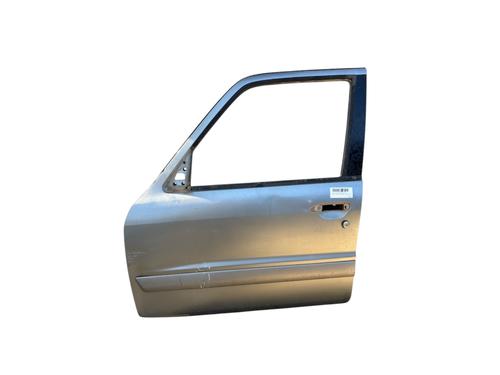 Used Left front door NISSAN PATROL GR V Wagon (Y61) 3.0 DTi (158 hp) 22415517