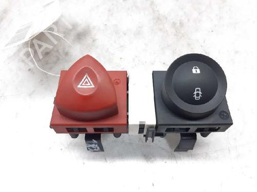 Used Warning switch RENAULT MEGANE II (BM0/1_, CM0/1_) 1.5 dCi (BM02, BM13, BM2A, CM02, CM13) (101 hp) 4711197