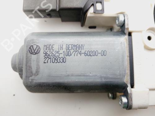 Right rear window motor VW TIGUAN (5N_)  | BP29967394E22