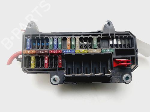 Caja reles / fusibles BMW 7 (E65, E66, E67) 730 Ld (231 hp) 32683720