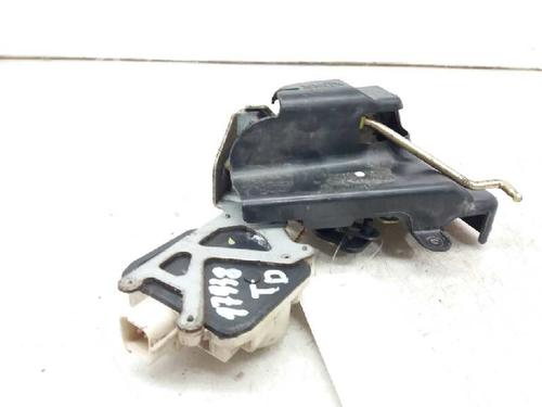 Rear right lock HYUNDAI ELANTRA III Saloon (XD) 2.0 CRDi | BP3522278C99 