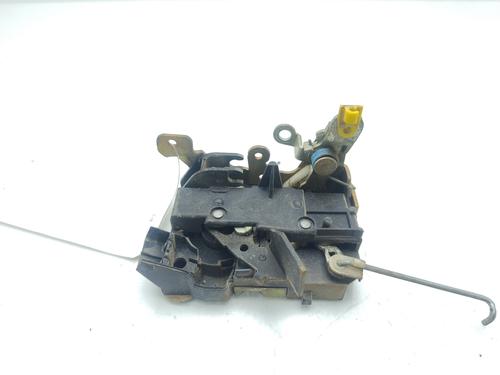 Serrure avant gauche RENAULT TWINGO I (C06_) 1.2 (C067) (54 hp) 26572551