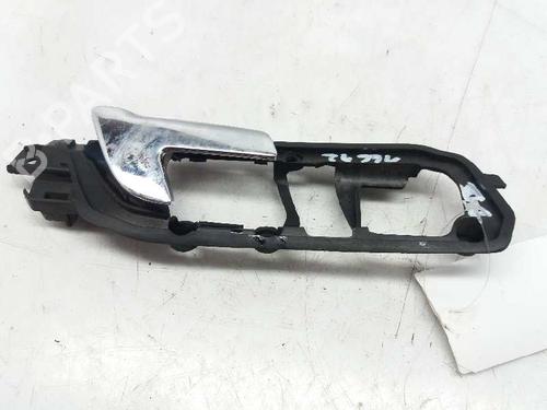 Used Front right interior door handle VW POLO (9N_, 9A_) 1.4 TDI (70 hp) 3423183