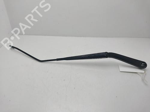 Used Front windshield wiper arm Front windshield wiper arm NISSAN JUKE (F15) 1.5 dCi (110 hp) 33411654 33411654