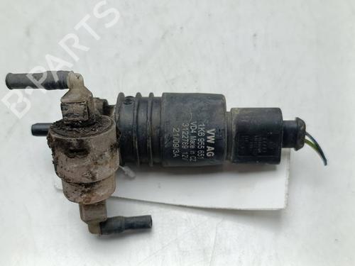 Used Washer pump Washer pump SEAT IBIZA IV (6J5, 6P1) [2008-2017] 39751835 39751835