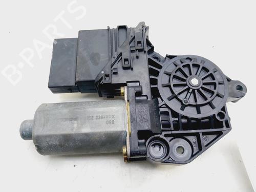 Rudehejsemotor bagstkærm højre VW GOLF IV (1J1) 1.9 TDI | BP31070207E22