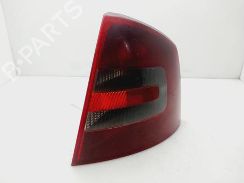 Used Right taillight Right taillight SKODA OCTAVIA II (1Z3) 2.0 TDI (140 hp) 33269410 33269410