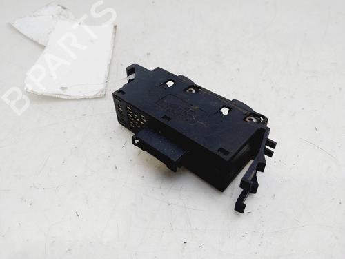 Right front window switch BMW 3 (E46) 320 d | BP23551033I26 