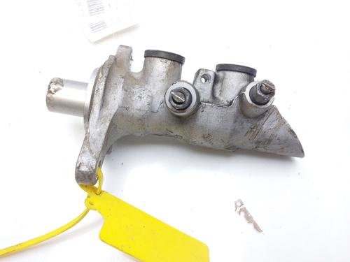Used Brake master cylinder RENAULT MEGANE III Grandtour (KZ0/1) [2008-2016]  13058700