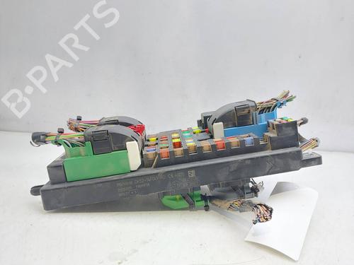 Used Fuse box LAND ROVER RANGE ROVER SPORT II (L494) 3.0 TDV6 4x4 (258 hp) 16414901