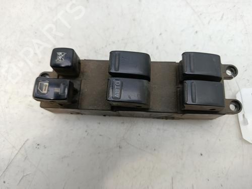 Used Left front window switch NISSAN ALMERA II (N16) 2.2 dCi (112 hp) 31940656