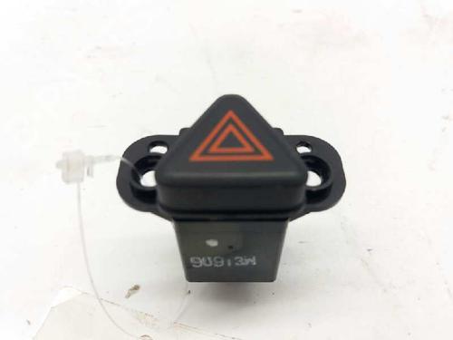 Used Warning switch CHEVROLET CRUZE (J300) 2.0 CDI (150 hp) 3664922