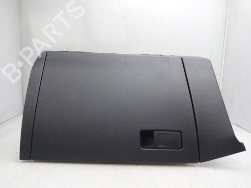 Used Glove box VW POLO VI (AW1, BZ1, AE1) [2017-2025]  18095555