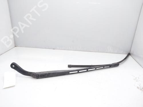 Used Front windshield wiper arm CITROËN C4 I (LC_) 1.6 HDi (90 hp) 11413372