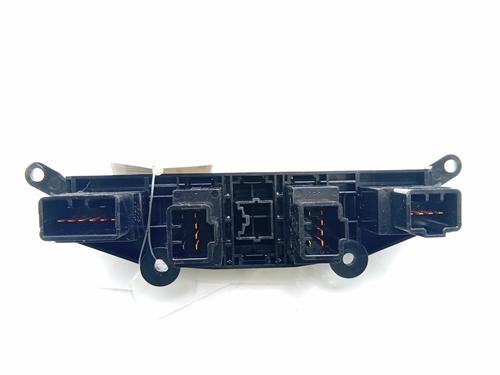 Warning switch HYUNDAI H-1 / STAREX Bus (A1) 2.5 TD 4WD | BP22516440I22 