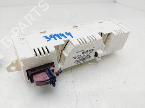 Display monitor PEUGEOT 207 (WA_, WC_)  | BP29822559C48