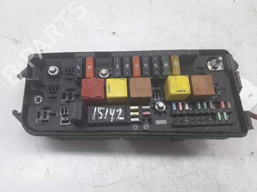 Used Fuse box OPEL VECTRA C (Z02) 2.2 16V (F69) (147 hp) 2869172