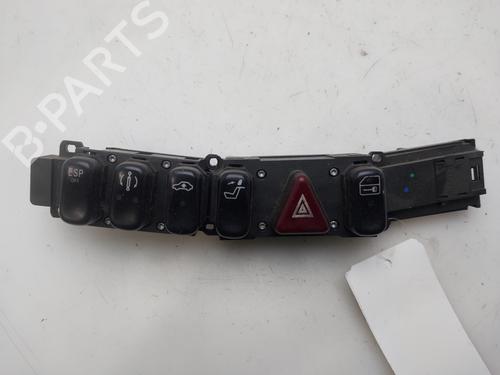Advarselskontakt Advarselskontakt MERCEDES-BENZ S-CLASS (W220, V220) S 320 CDI (220.026, 220.126) (197 hp) 35786811 35786811