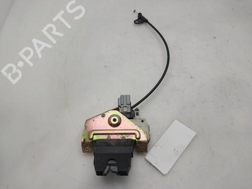 Używane Zamek klapy tylnej / bagażnika Zamek klapy tylnej / bagażnika VOLVO S60 I (384) D5 (163 hp) 37156587 37156587