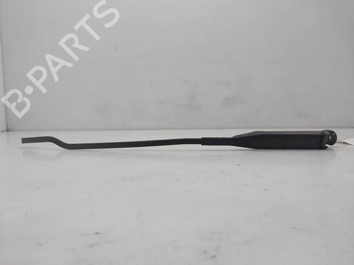 Used Front windshield wiper arm Front windshield wiper arm 39202921 39202921