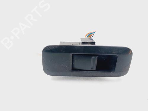 Used Left rear window switch NISSAN PRIMERA (P12) [2002-2026]  31351459