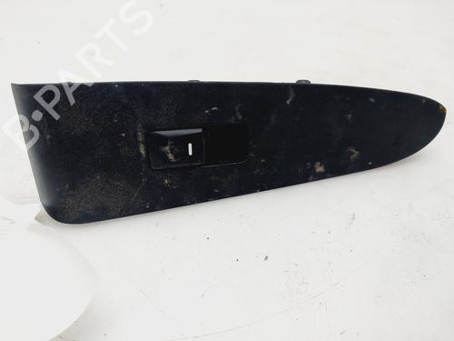 Used Left rear window switch KIA SPORTAGE III (SL) [2009-2017]  26546863