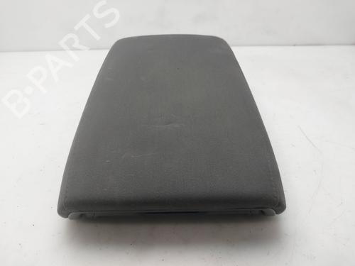 Used Armrest / Center console Armrest / Center console 37872772 37872772