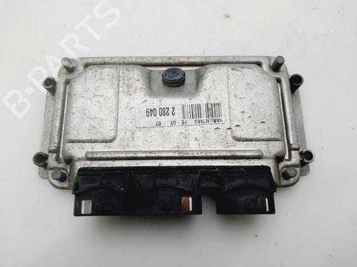 Used Engine control unit (ECU) CITROËN XSARA Coupe (N0) 1.6 16V (109 hp) 31060375