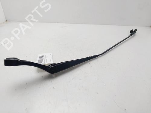 Used Front windshield wiper arm PEUGEOT 308 II (LB_, LP_, LW_, LH_, L3_) [2013-2021]  29120663