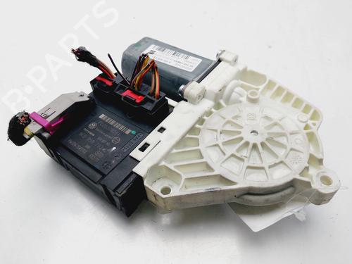 Left front window motor SEAT LEON (1P1) | BP32517650E21